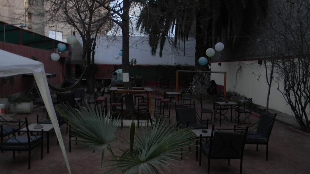 Punto Urbano Hostel 门多萨 外观 照片